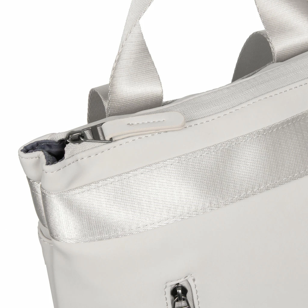 New Rebels Daley Rugzak 14L Beige Waterafstotend 5 New Rebels Daley Rugzak 14L Beige Waterafstotend - Afbeelding 3