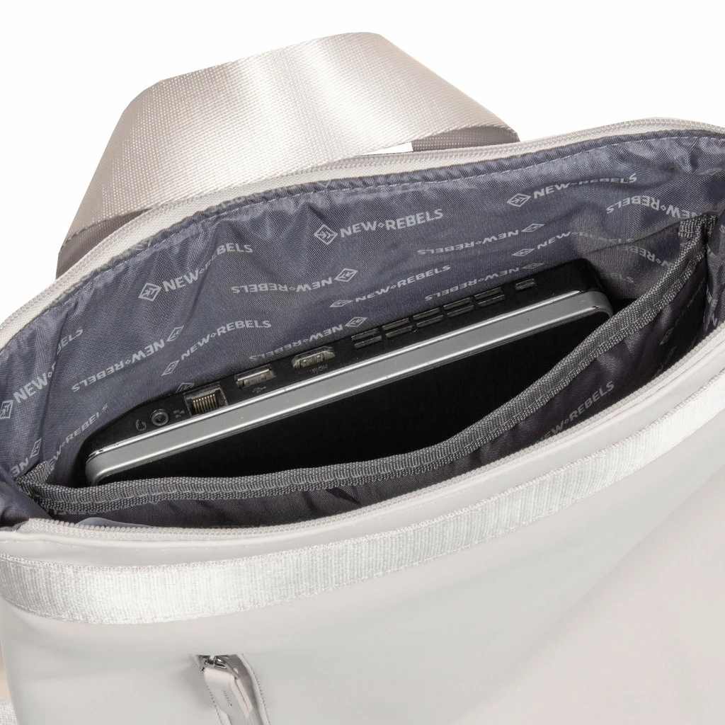 New Rebels Daley Rugzak 14L Beige Waterafstotend 8 New Rebels Daley Rugzak 14L Beige Waterafstotend - Afbeelding 6