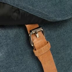 New Rebels ® Heaven - Rugzak - Gevoerd - Polyester - Donkerblauw 14 New Rebels ® Heaven - Rugzak - Gevoerd - Polyester - Donkerblauw -reis winkel new rebels heaven rugzak gevoerd polyester donkerb 3