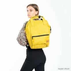 New Rebels ® Heaven Shopper -Rugzak - 15L - Polyester - Donkergroen -reis winkel new rebels heaven shopper rugzak 15l polyester don 6