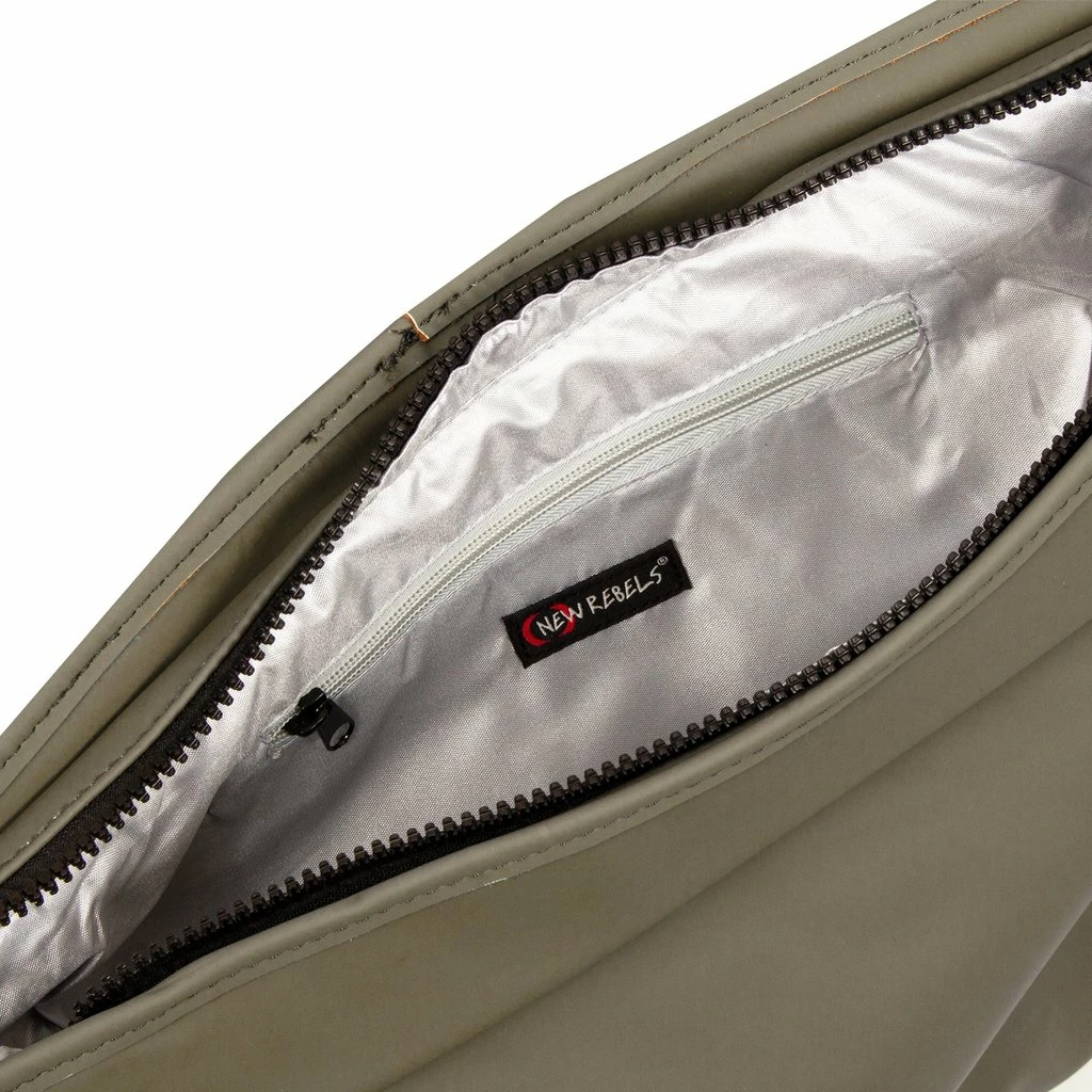 New Rebels ® MartA4 Flapover Taupe VIII | Schoudertas 9 New Rebels ® MartA4 Flapover Taupe VIII | Schoudertas - Afbeelding 7