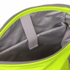 New Rebels Mart Neon - Rolltop - Rugtas - Waterafstotend - GeelNeon - Large II - Rugzak -reis winkel new rebels mart neon rolltop rugtas waterafstotend 6