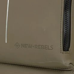 New Rebels ® Mart - PU - Laptop - Rugtas - Rugzak - Waterafstotend - Olijf -reis winkel new rebels mart pu laptop rugtas rugzak waterafsto 3