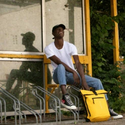 New Rebels ® Mart - Rolltop - Rugzak - Waterafstotend- Geel - Large II - Rugtas -reis winkel new rebels mart rolltop rugzak waterafstotend geel 2