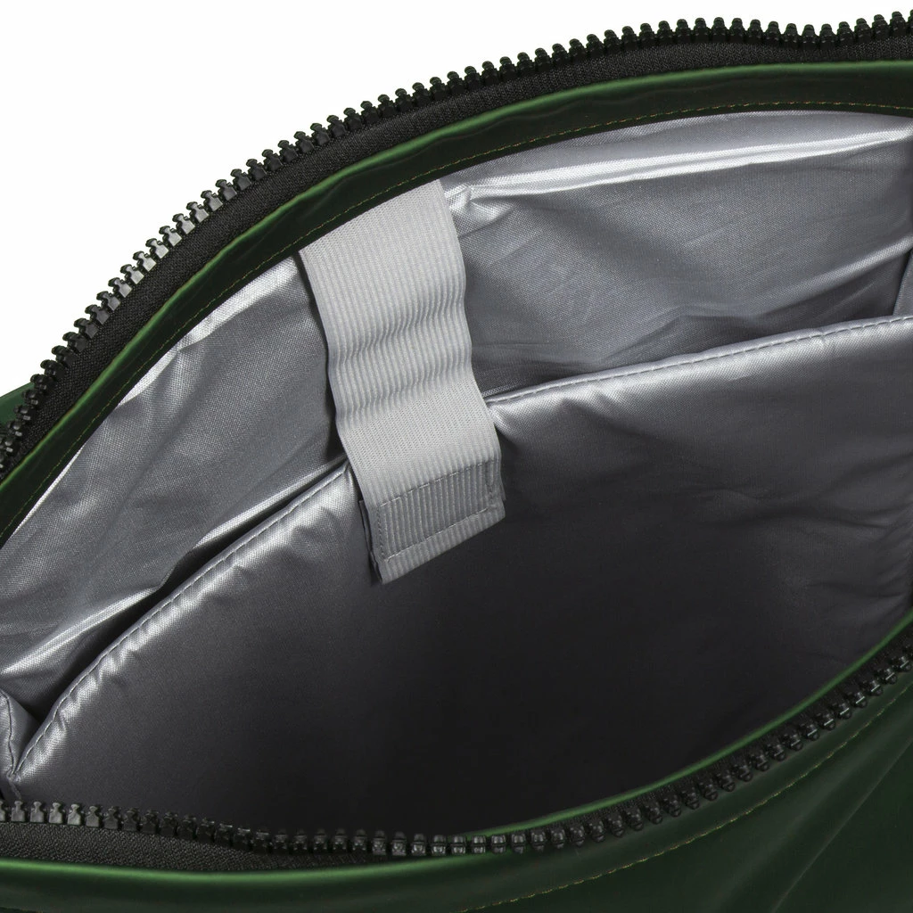 New Rebels ® Mart - Rolltop - Rugzak - Waterafstotend - Metallic Green - Large II - Rugtas 10 New Rebels ® Mart - Rolltop - Rugzak - Waterafstotend - Metallic Green - Large II - Rugtas - Afbeelding 8