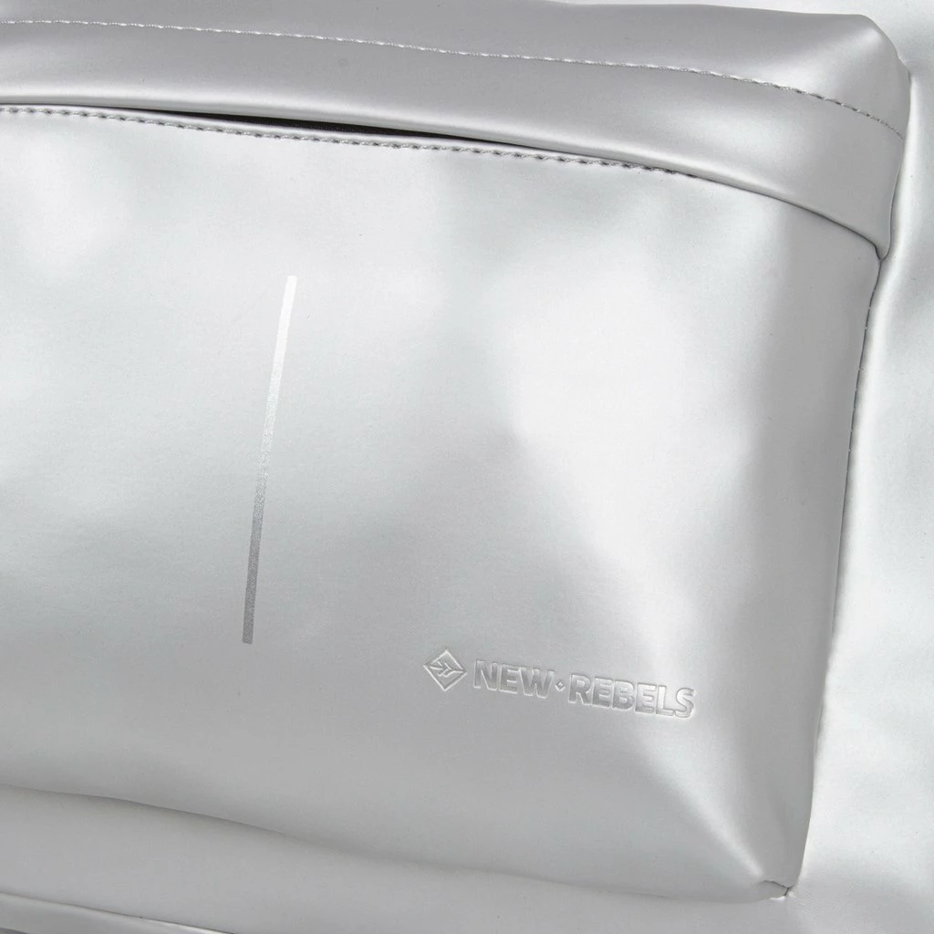 New Rebels ® Mart - Rugtas - Waterafstotend -Rugzak - Metallic Silver 8 New Rebels ® Mart - Rugtas - Waterafstotend -Rugzak - Metallic Silver - Afbeelding 6