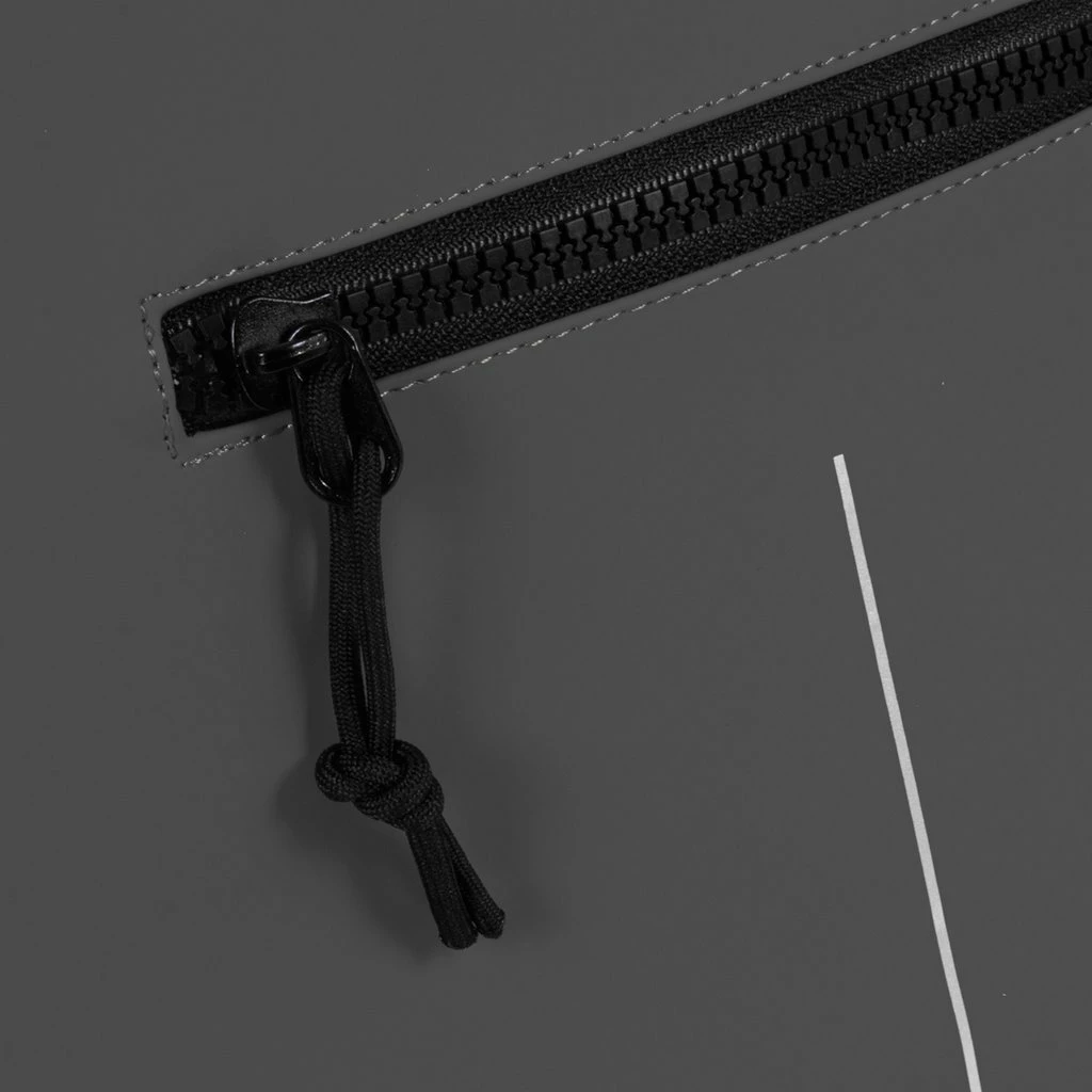 New Rebels ® Mart - Top Zip - Waterafstotend -Rugtas - Laptoptas 14Inch. - Shopper -Grijs 10 New Rebels ® Mart - Top Zip - Waterafstotend -Rugtas - Laptoptas 14Inch. - Shopper -Grijs - Afbeelding 8