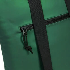 New Rebels ® Mart - Top Zip - Waterafstotend -Rugtas - Laptoptas 14Inch. - Shopper - Metallic Green -reis winkel new rebels mart top zip waterafstotend rugtas lapt 15