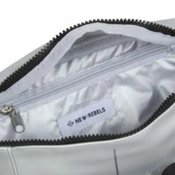 New Rebels ® Mart - Waterafstotend - Fanny Pack - Heuptas - Zilver -reis winkel new rebels mart waterafstotend fanny pack heuptas 10