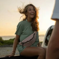 New Rebels ® Mart - Waterafstotend - Fanny Pack - Heuptas - Roze -reis winkel new rebels mart waterafstotend fanny pack heuptas 5