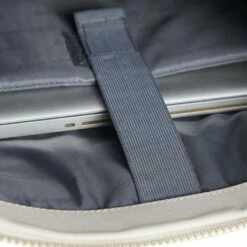 New Rebels Backham New York Salie Groen Beige 19L Rolltop Rugzak Waterafstotend Laptop 15.6 -reis winkel new rebels new rebels backham new york salie groen 3