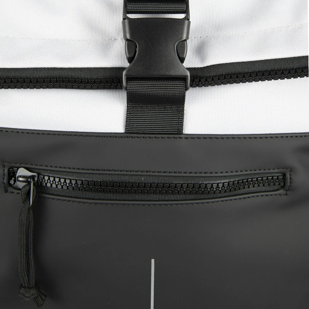 New Rebels Backham New York Zwart Grijs 19L Rolltop Rugzak Waterafstotend Laptop 15.6 8 New Rebels Backham New York Zwart Grijs 19L Rolltop Rugzak Waterafstotend Laptop 15.6 - Afbeelding 6