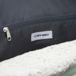 New Rebels Flora Weston Duffel 39L Trolley Donkergroen 15 New Rebels Flora Weston Duffel 39L Trolley Donkergroen -reis winkel new rebels new rebels flora weston duffel 39l trol 13