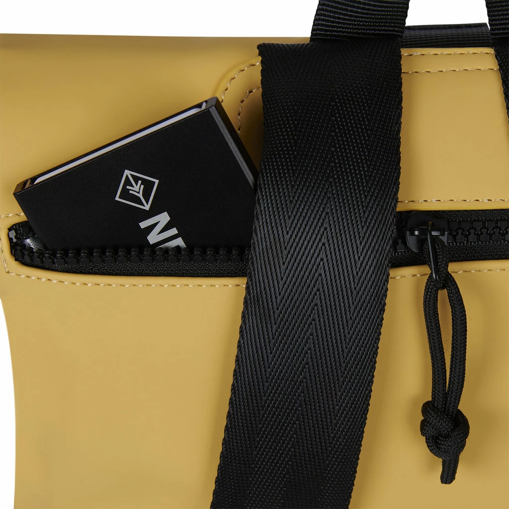 New Rebels Mart Art Los Angeles Zonnebloem Mini 7L Rugzak Rolltop Waterafstotend 6 New Rebels Mart Art Los Angeles Zonnebloem Mini 7L Rugzak Rolltop Waterafstotend - Afbeelding 4