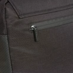 New Rebels ® Solar 25 - Medium SchoudertasA5 - Crossbodytas Met Flap - Zwart 17 New Rebels ® Solar 25 - Medium SchoudertasA5 - Crossbodytas Met Flap - Zwart -reis winkel new rebels solar 25 medium schoudertas a5 crossbod 15