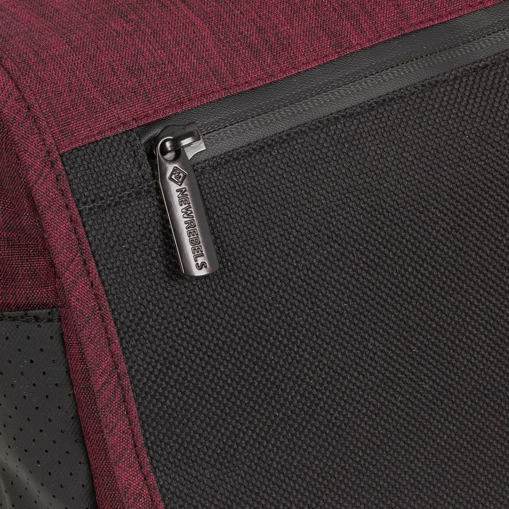 New Rebels ® Solar 25 - Medium SchoudertasA5 - Crossbodytas Met Flap - Burgundy 10 New Rebels ® Solar 25 - Medium SchoudertasA5 - Crossbodytas Met Flap - Burgundy - Afbeelding 8