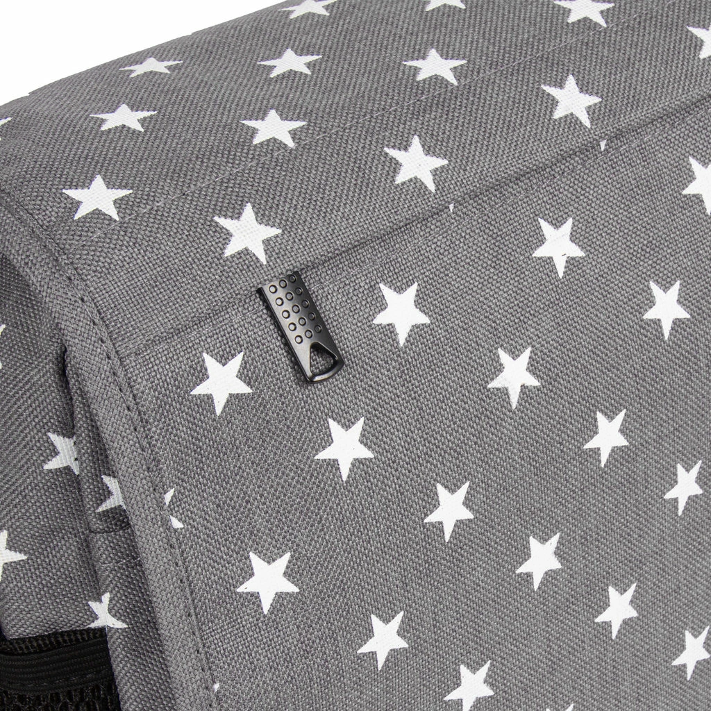 New Rebels ® Star25 - Medium SchoudertasA5 - Crossbodytas Met Flap - With Stars- Grijs 6 New Rebels ® Star25 - Medium SchoudertasA5 - Crossbodytas Met Flap - With Stars- Grijs - Afbeelding 4