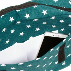 New Rebels ® Star25 - Medium SchoudertasA5 - Crossbodytas Met Flap -froggreen With Stars -reis winkel new rebels star25 medium schoudertas a5 crossbodyt 42