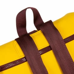 New Rebels ® Tim Rolltop Rugtas Small Yellow/Burgundy -reis winkel new rebels tim rolltop rugtas small yellow burgund 5