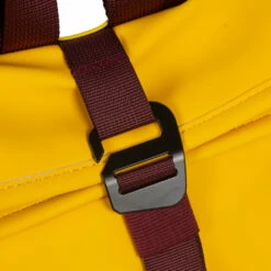 New Rebels ® Tim Rolltop Rugtas Small Yellow/Burgundy -reis winkel new rebels tim rolltop rugtas small yellow burgund 7