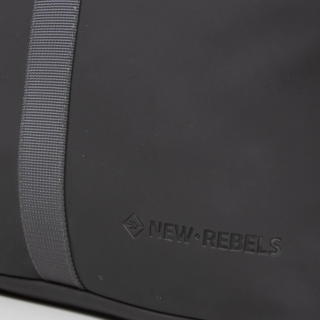 New Rebels ® Tim RolltopRugzak Klein Zwart/Grijs 7 New Rebels ® Tim RolltopRugzak Klein Zwart/Grijs - Afbeelding 5