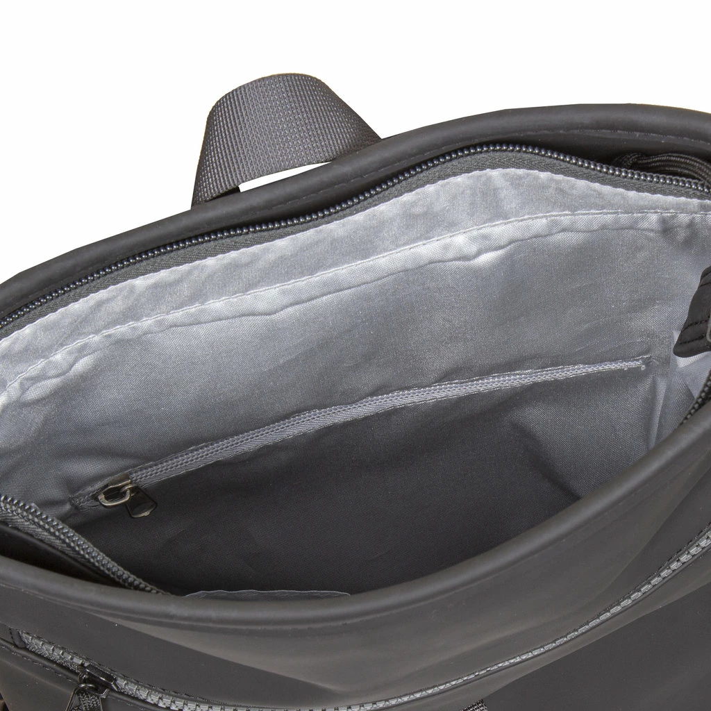 New Rebels ® Tim RolltopRugzak Klein Zwart/Grijs 9 New Rebels ® Tim RolltopRugzak Klein Zwart/Grijs - Afbeelding 7