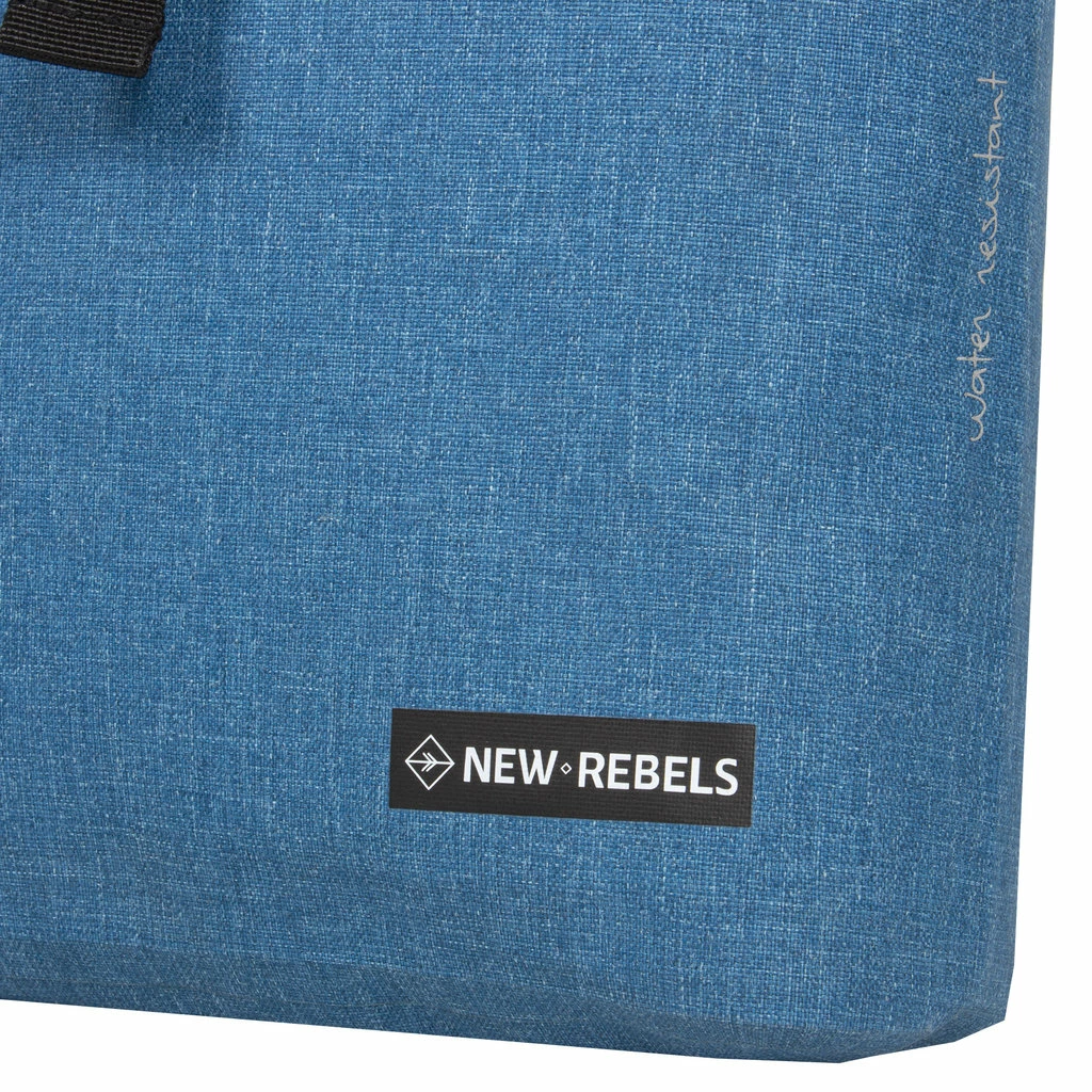 New Rebels ® Vepo - Rolltop - Regenbestendig - Waterdicht- Waterproof- Small 7 L - Rugtas - Rugzak - New Blue 6 New Rebels ® Vepo - Rolltop - Regenbestendig - Waterdicht- Waterproof- Small 7 L - Rugtas - Rugzak - New Blue - Afbeelding 4