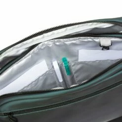 New Rebels ® William - Computer Schoudertas - Donkergroen 10L- Waterafstotend -reis winkel new rebels william computer schoudertas donkergroe 3