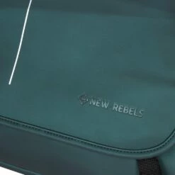 New Rebels ® William - Computer Schoudertas - Donkergroen 10L- Waterafstotend -reis winkel new rebels william computer schoudertas donkergroe 5